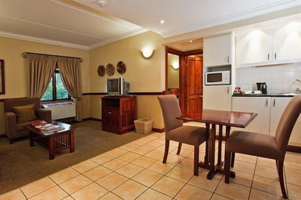 Peermont Mondior Hotel Gaborone Ngoại thất bức ảnh