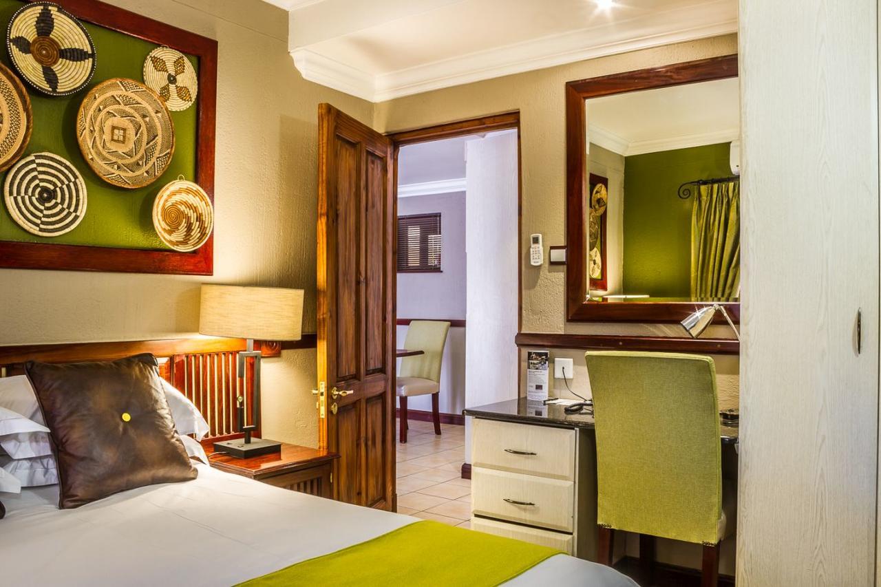 Peermont Mondior Hotel Gaborone Ngoại thất bức ảnh