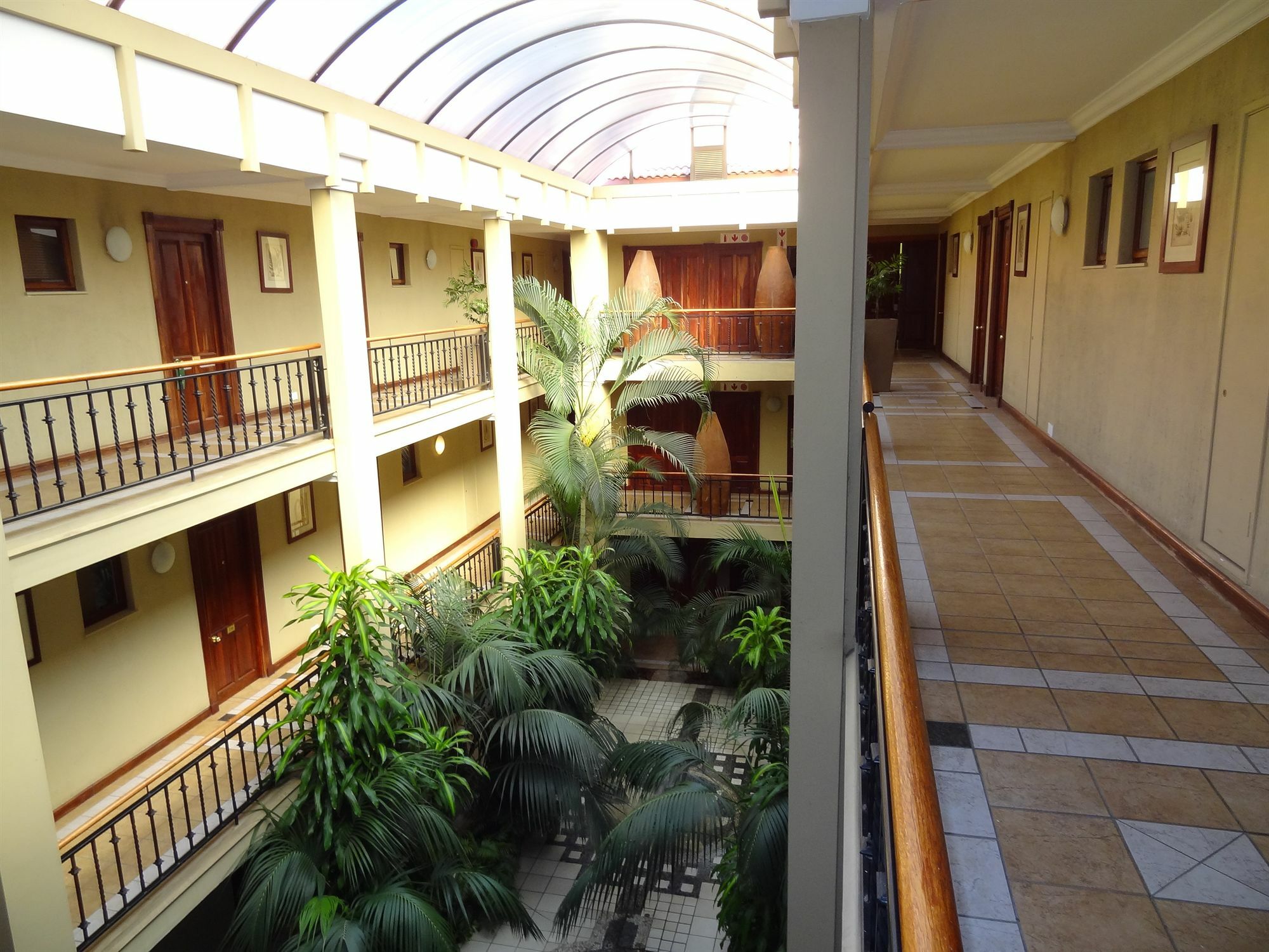 Peermont Mondior Hotel Gaborone Ngoại thất bức ảnh