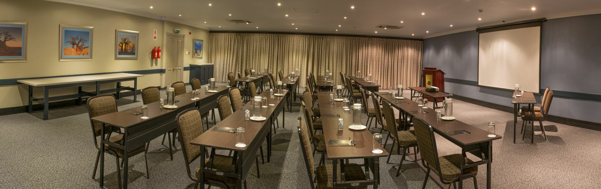 Peermont Mondior Hotel Gaborone Ngoại thất bức ảnh
